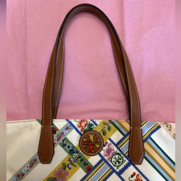 Tory Burch Key Item Canvas Tote in Ribbon Weave Bias Allover - Picture 6 of 11